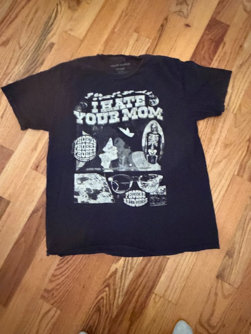 Phoebe Bridgers Tee "I Hate Your Mom"